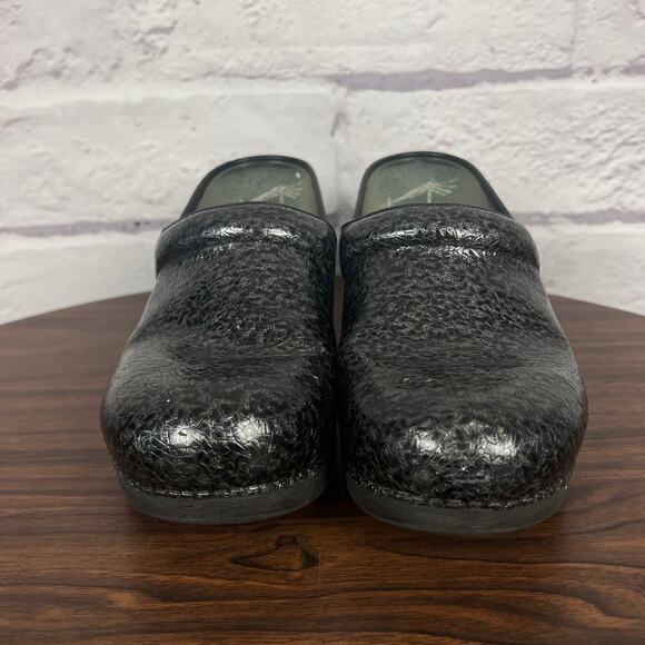 Dansko Women 12 XP 2.0 Career Comfort Slip Resistant Textured Nursing Clog Mules - Picture 4 of 12